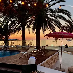 3* Отель Tagomago